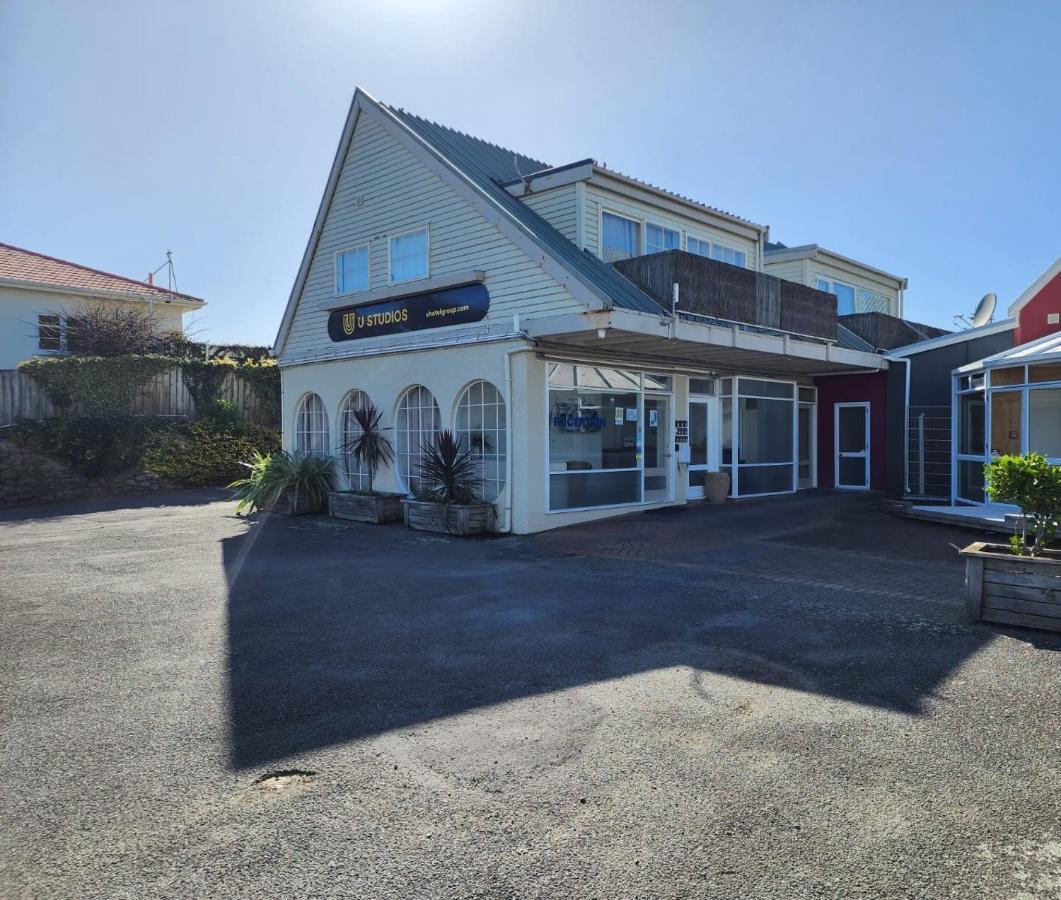 U Studios Paraparaumu Beach Екстериор снимка